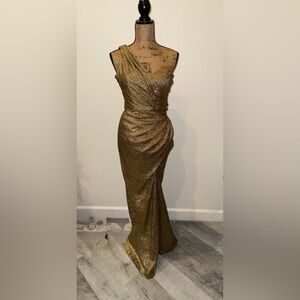 Elegant Gold One-Shoulder Dress